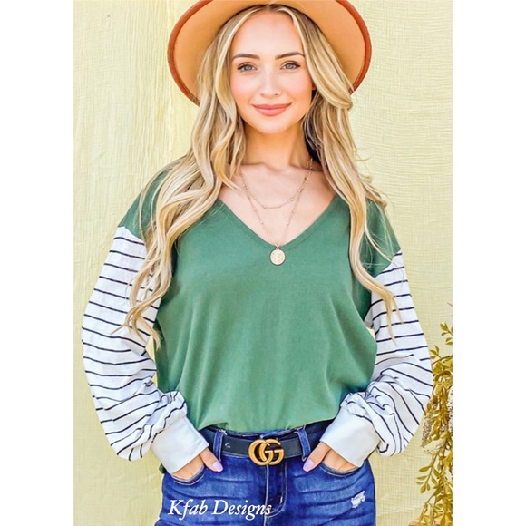 ❤️LAST 1! V Neck Kelly Green Stripe Contrast Ballon Sleeve Soft Knit Top! - Picture 4 of 11